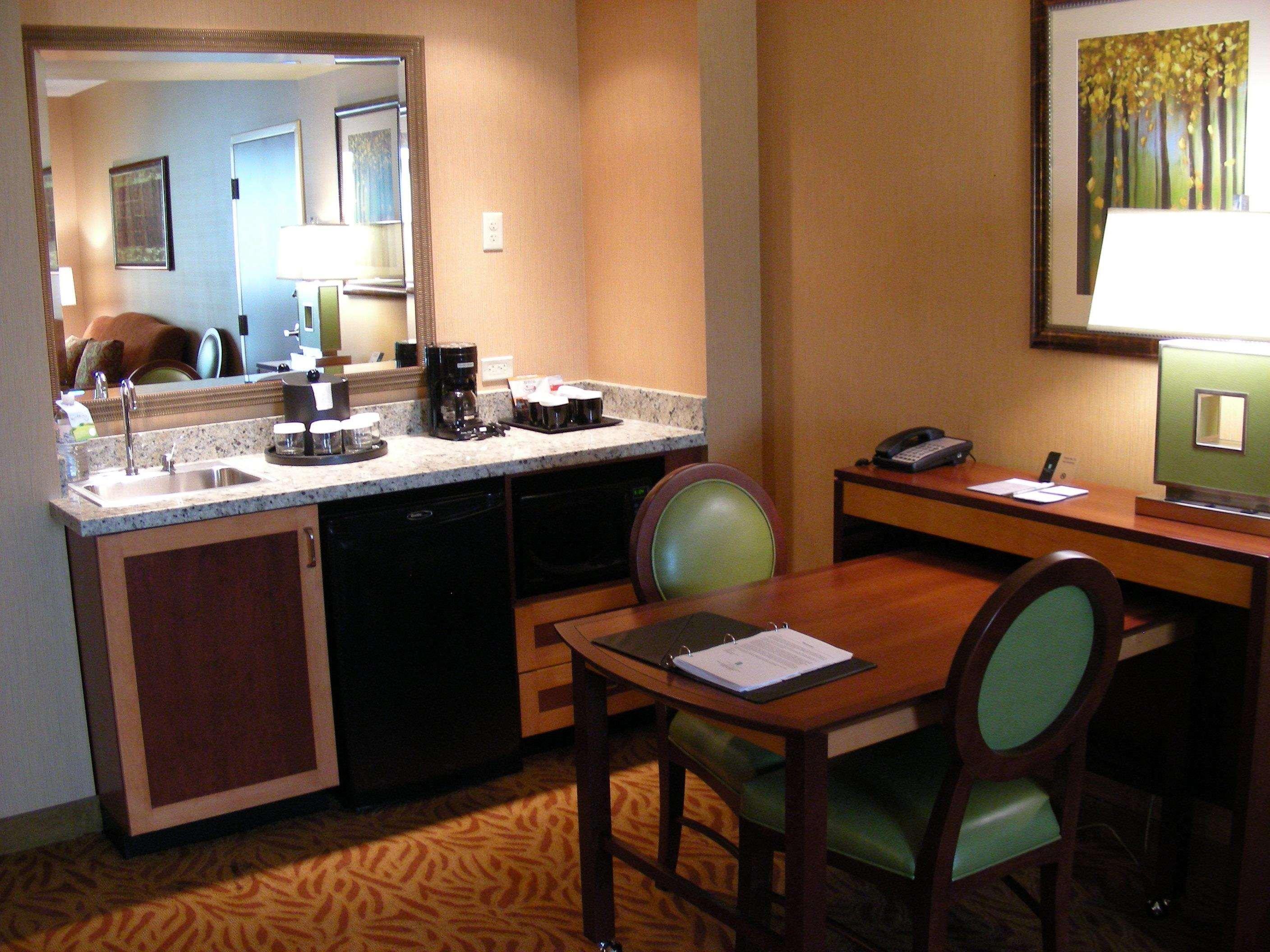 เอมบาสซีสวีท โอมาฮา ลาวิสตา โฮเต็ลแอนด์คอนเฟอเรนซ์ Hotel ภายนอก รูปภาพ