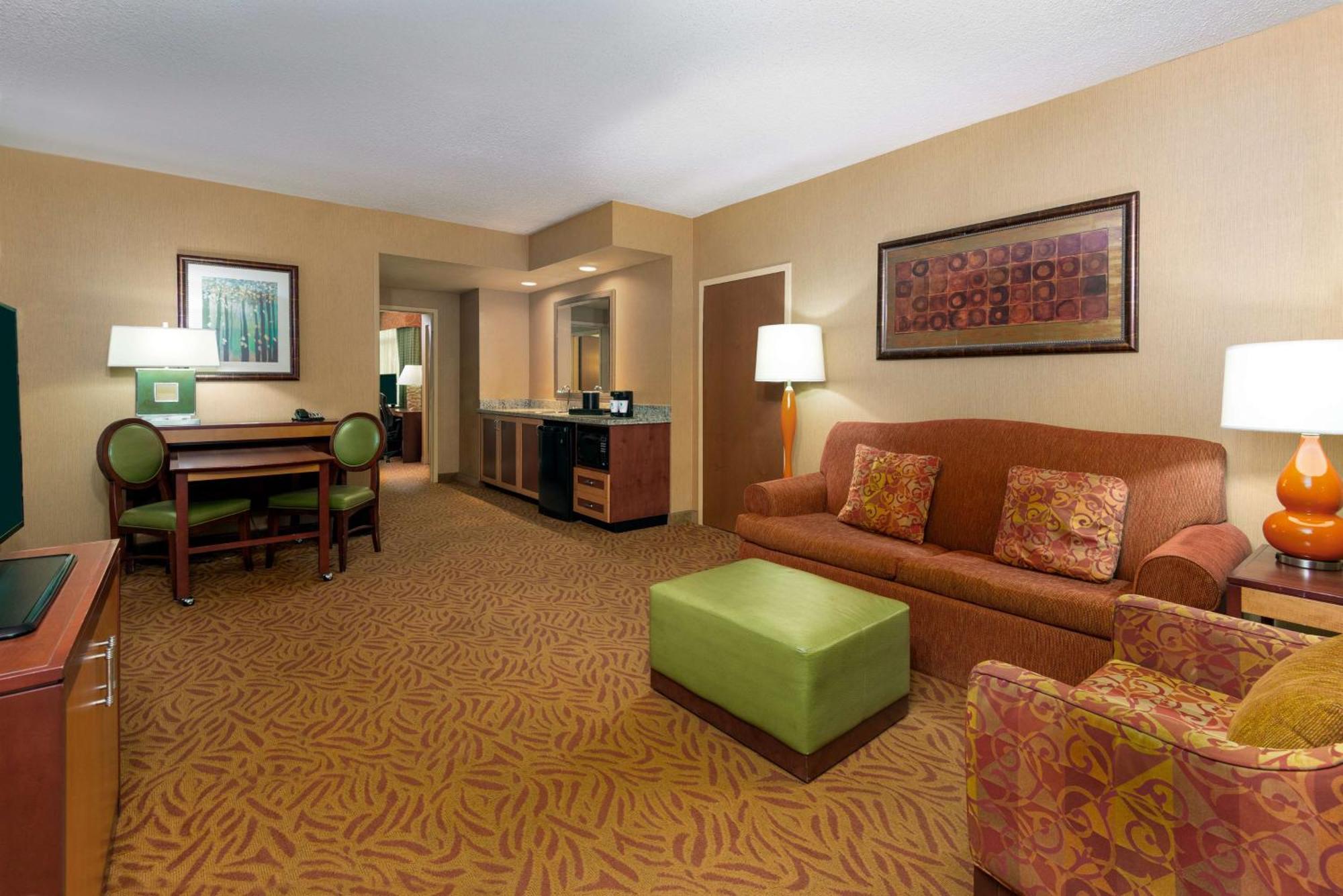 เอมบาสซีสวีท โอมาฮา ลาวิสตา โฮเต็ลแอนด์คอนเฟอเรนซ์ Hotel ภายนอก รูปภาพ